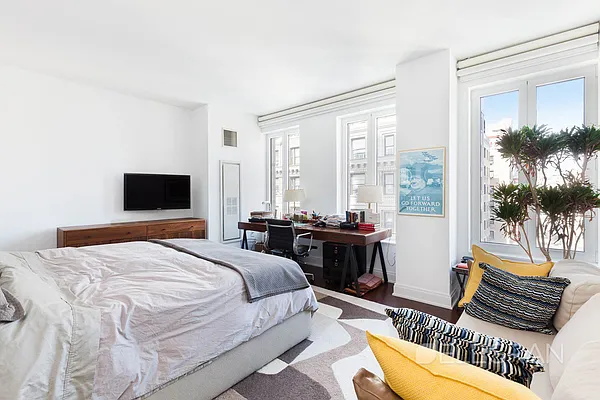 Rented by (Legacy) Elegran | media 33