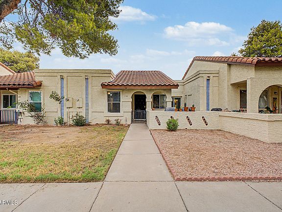 2nd image of 5136 E EVERGREEN Street #1130