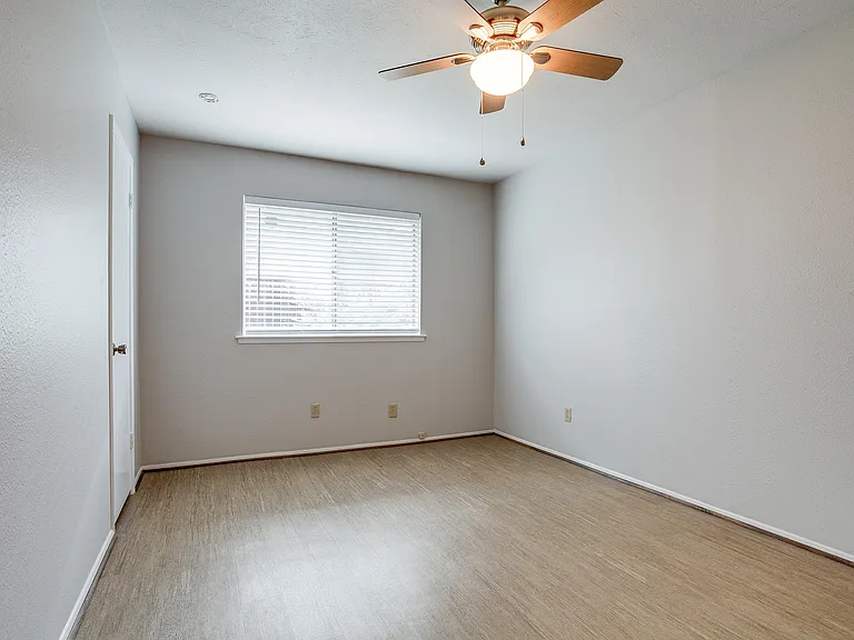 1308 Grinnell Dr — Photo 18