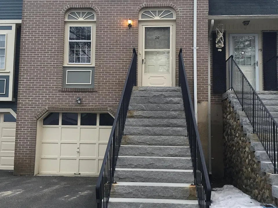 20 Cannongate III Rd #20-III