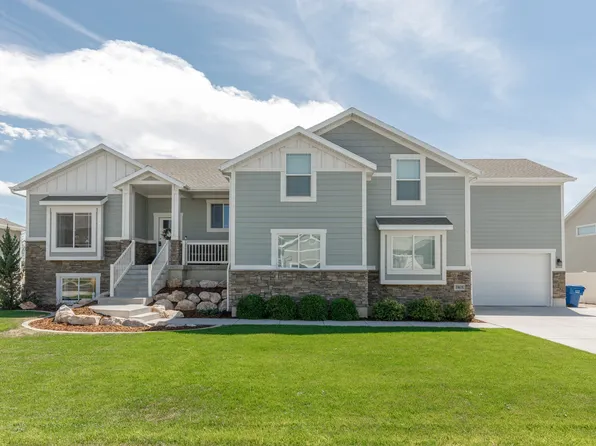 2401 W 2775 N, Farr West, UT 84404