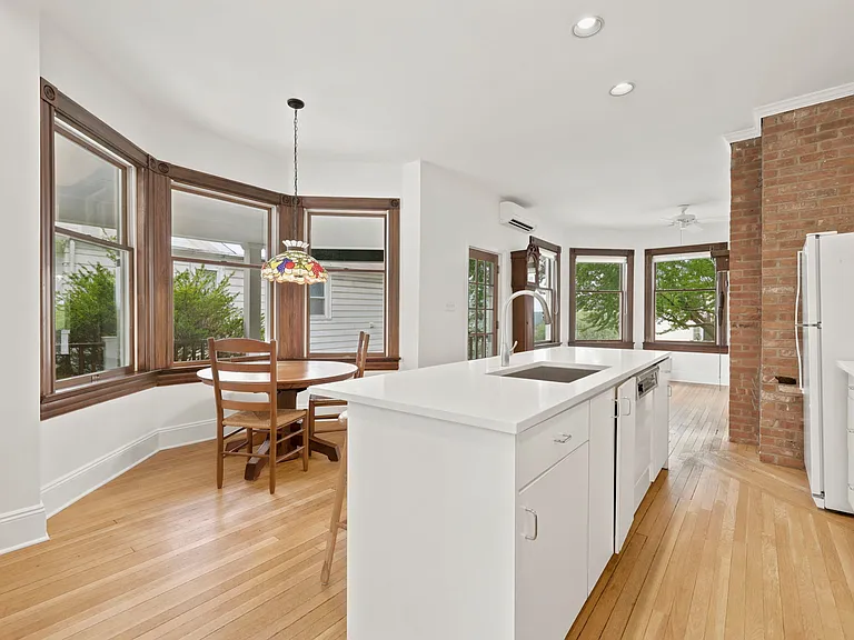 301 Broadway #1 — Photo 4