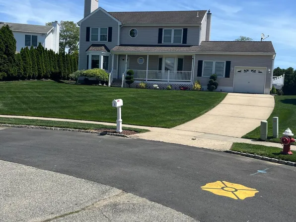 3 Andrew Court, South Amboy, NJ 08879