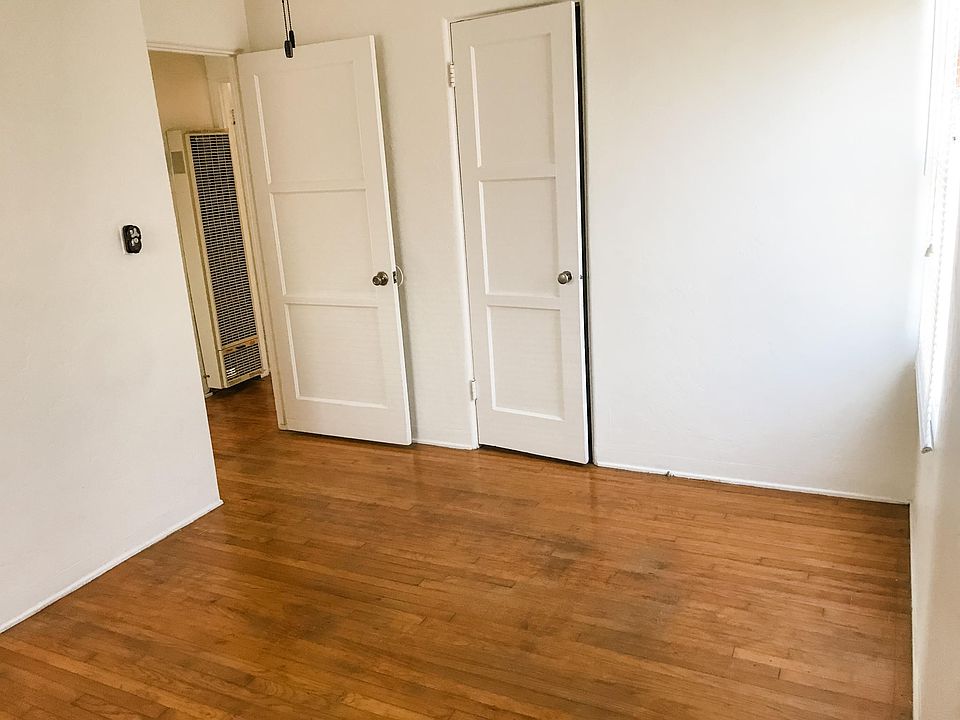 1st image of 4434 52nd St