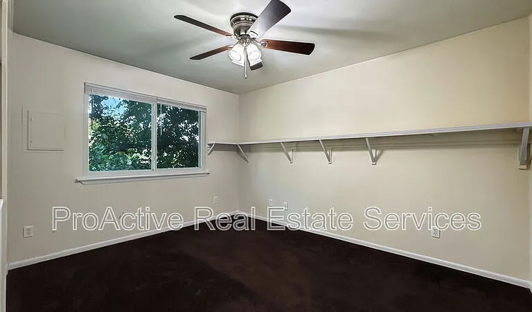 312 Ashlawn Dr #3 — Photo 13