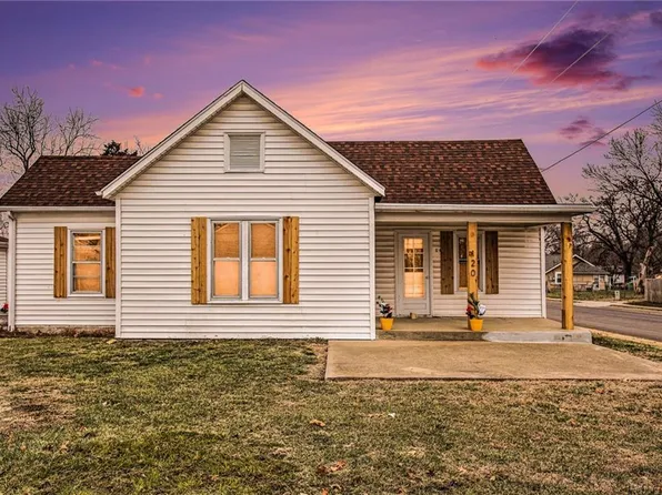 120 E Hulett St, Edgerton, KS 66021