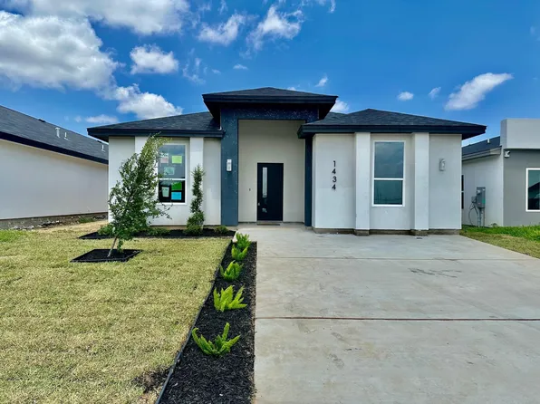 1434 El Caporal Dr, Laredo, TX 78043