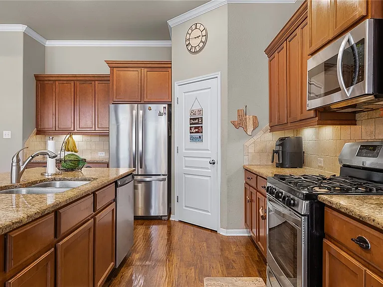2529 N Warkworth Ln NW — Photo 12