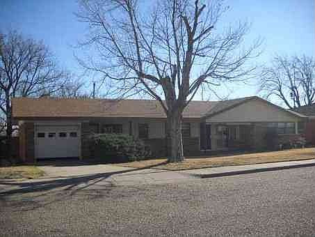 1st image of 1511 Gawain St