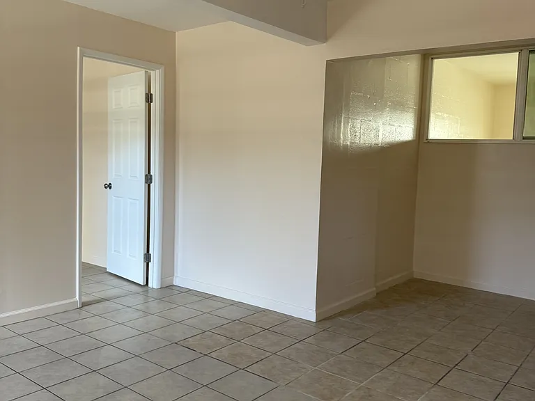 449 Kuamoo St #401 — Photo 4