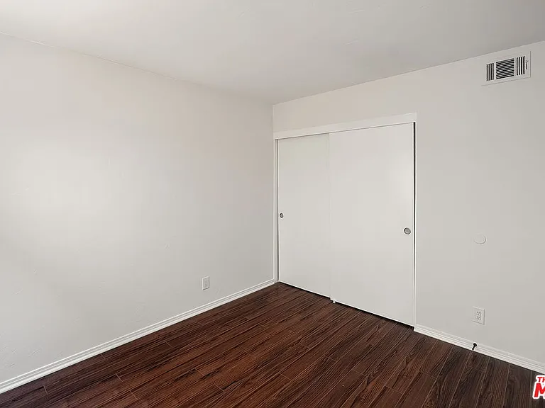 2952 Bottlebrush Dr — Photo 32