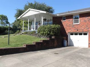 308 Patton Dr, Ashland, KY 41101