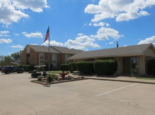 779 Oak Hill Dr, Mexia, TX 76667