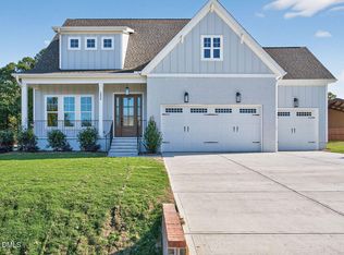 2406 Belvinwood Dr, Fuquay Varina, NC 27526