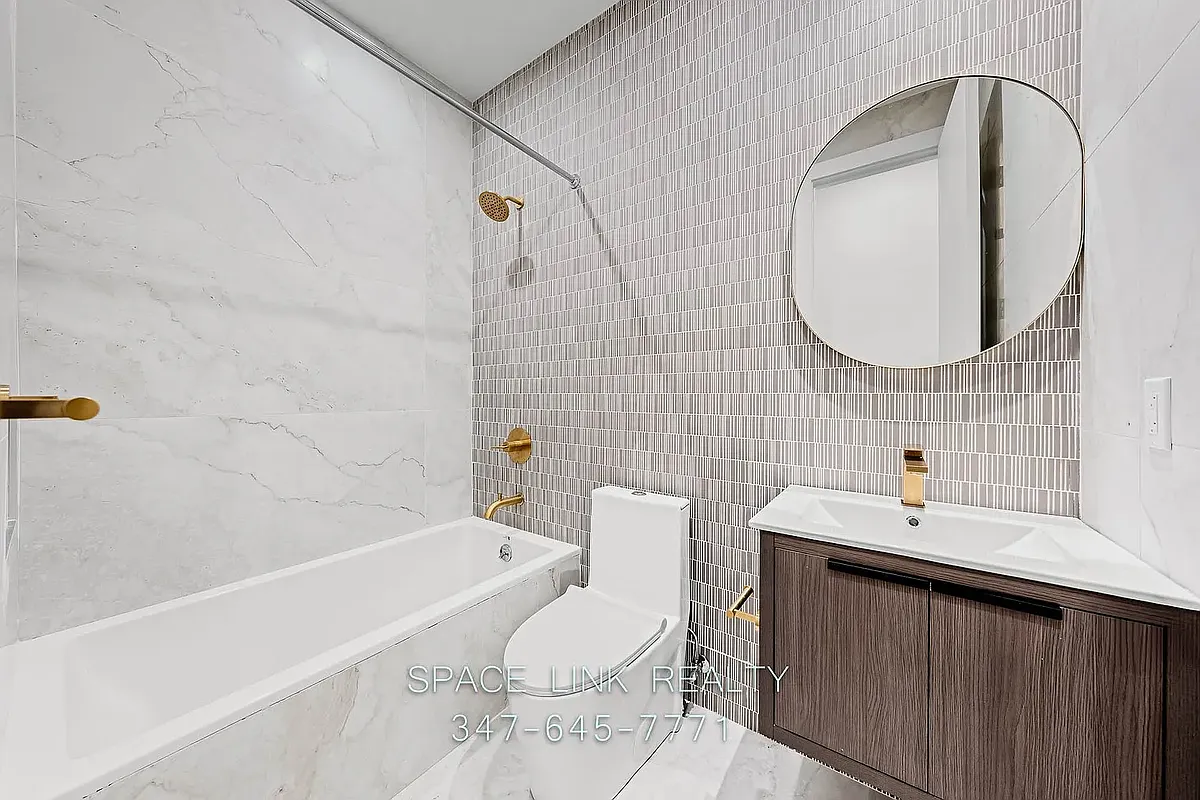 Building Photo - 51 Ten Eyck St #1L