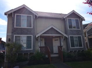 4220 Winslow Pl N, Seattle, WA 98103