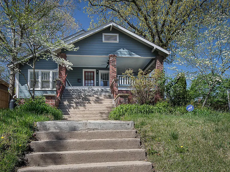 166 Flint St — Photo 4