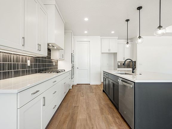 5th image of 1607 N Daylight St #134