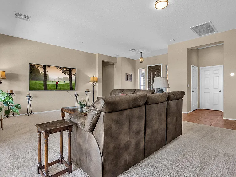 1715 W Ainsworth Dr — Photo 12