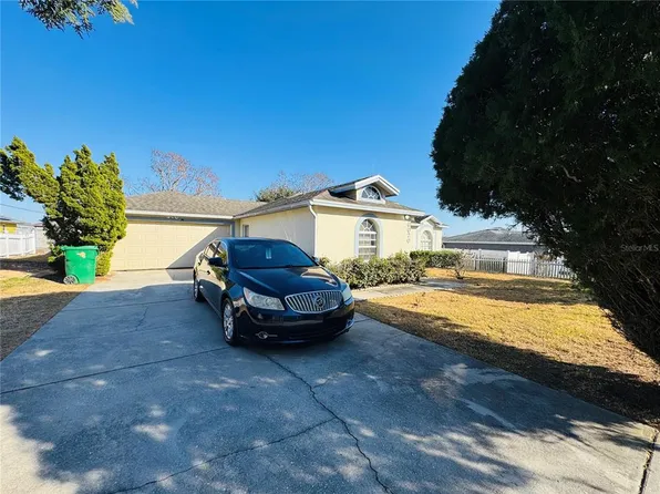 6020 Lake Ruth Dr E, Dundee, FL 33838