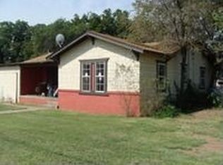 521 N 16th St, Memphis, TX 79245