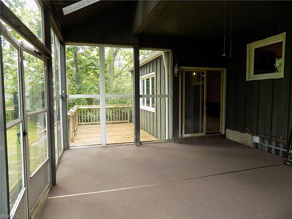 5th image of 109 Northwood Hollow Ct