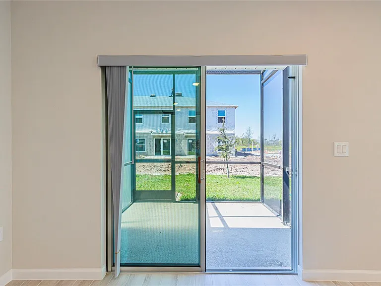 5082 Rain Shadow Dr — Photo 11