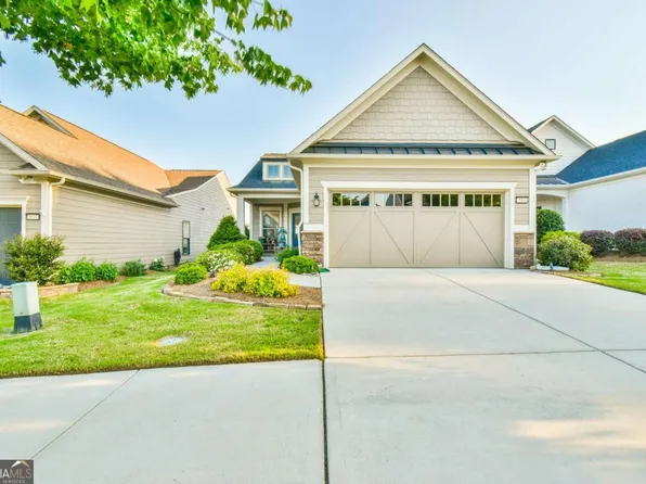 5641 Tisbury Ct, Hoschton, GA 30548