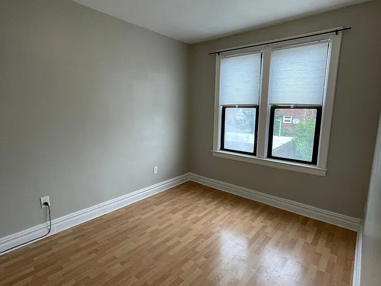 292 Boyd Ave — Photo 12