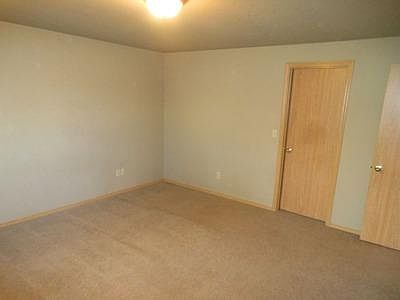 5th image of 15702 NE 44th St