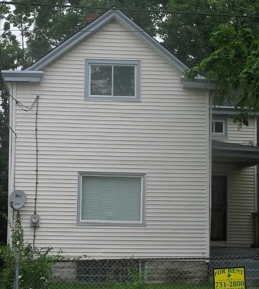 1604 Potter Pl — Photo 2