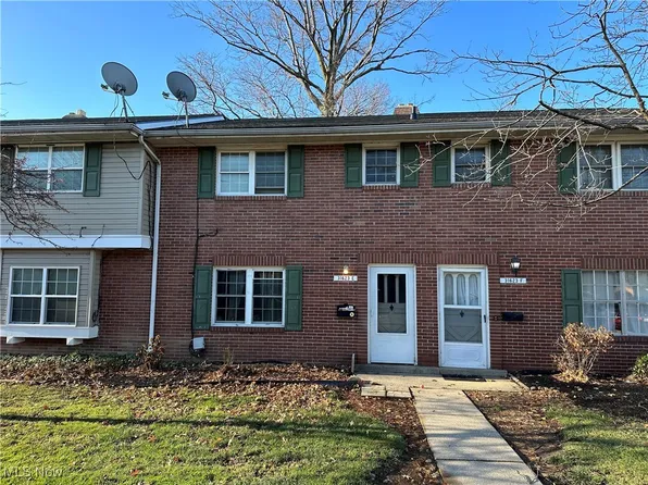 31623 N Marginal Dr APT E, Eastlake, OH 44095