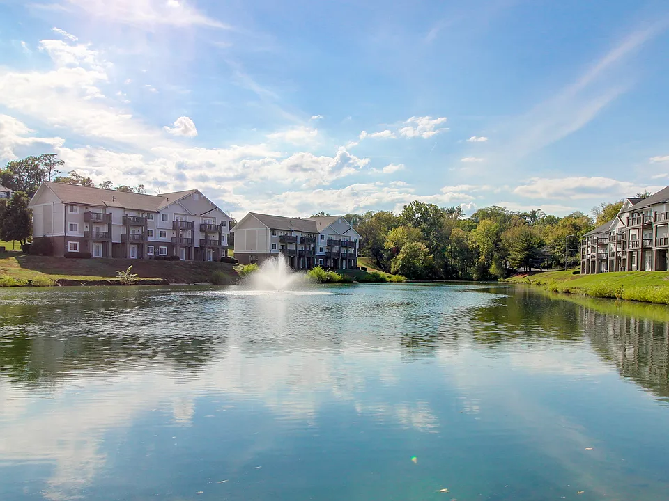 Hickory Lake Apartments