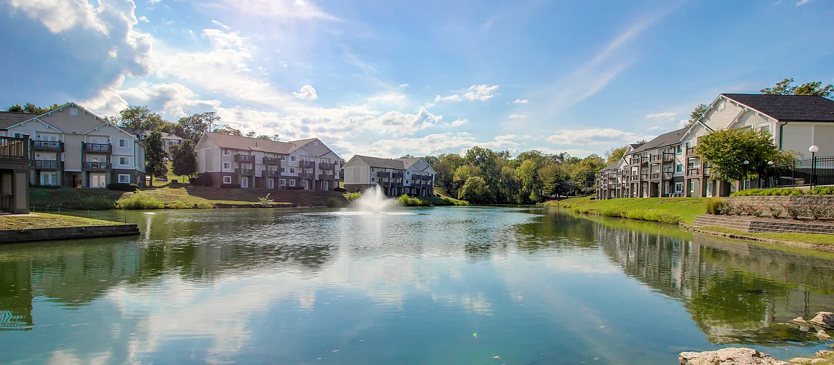 Photo 1 of 10 - Hickory Lake Apartments - Antioch, TN Primary Photo - Hickory Lake Apartments