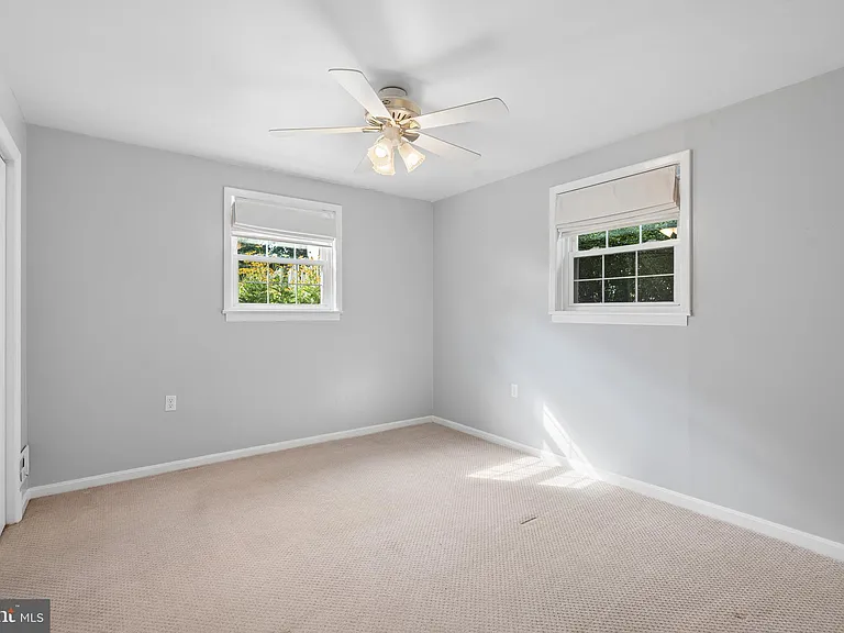 8109 Broadview Dr — Photo 22