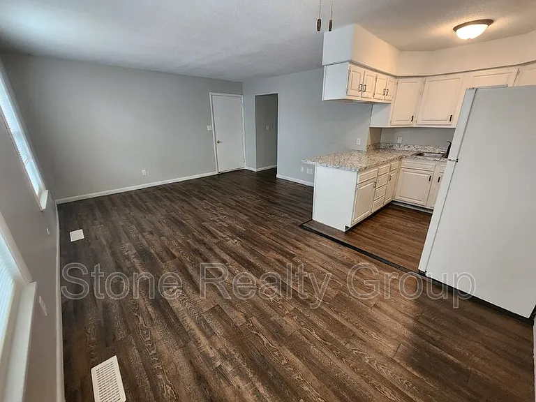 245 N Kibby St #23 — Photo 3