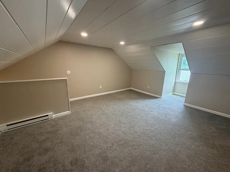 621 Pear St — Photo 18