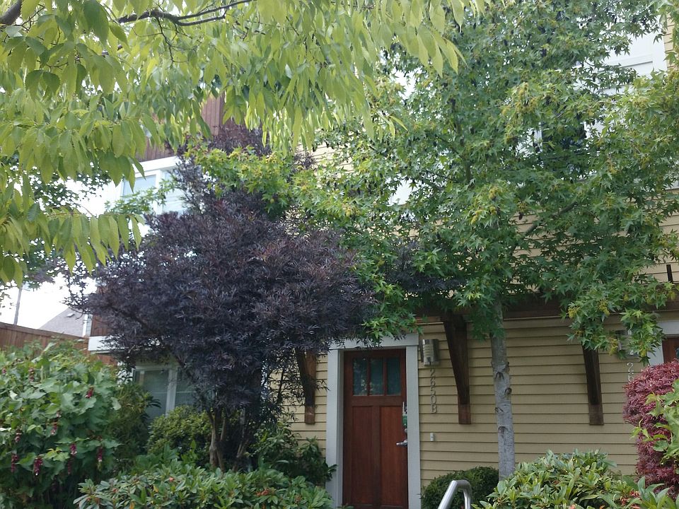 2nd image of 2650 NW 59th St #B