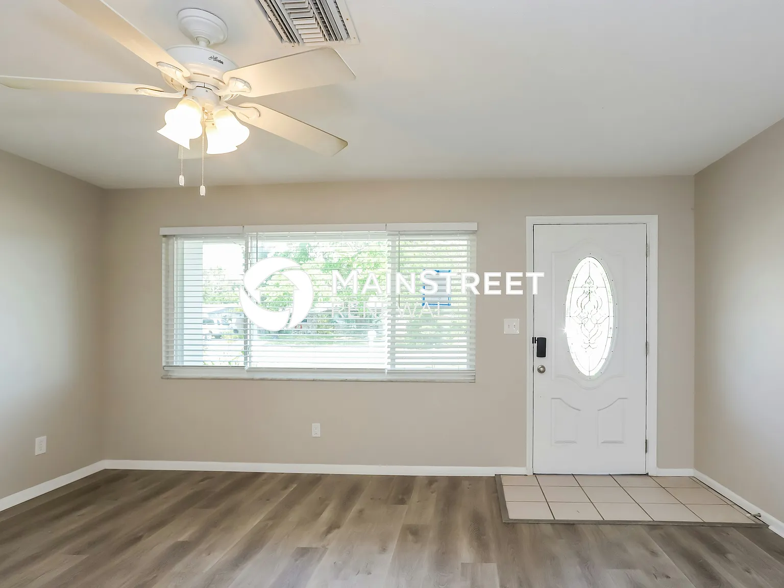 8828 Robin Rd — Photo 2