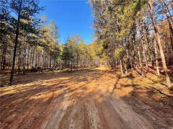 2 Shallow Ford Rd, Salem, SC 29676