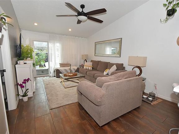 4th image of 3906 Carroll Cypress Ct #3906