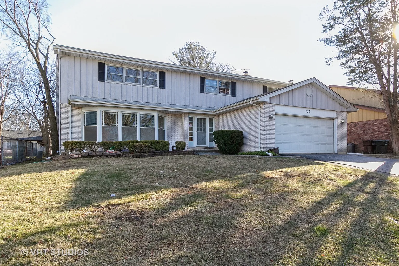 725 Elm St photo 1