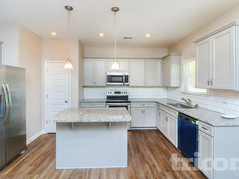108 Chapel Meadow Ln SW — Photo 5