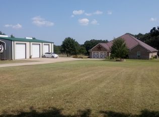 108 Shoreline Cir, Weatherford, TX 76088