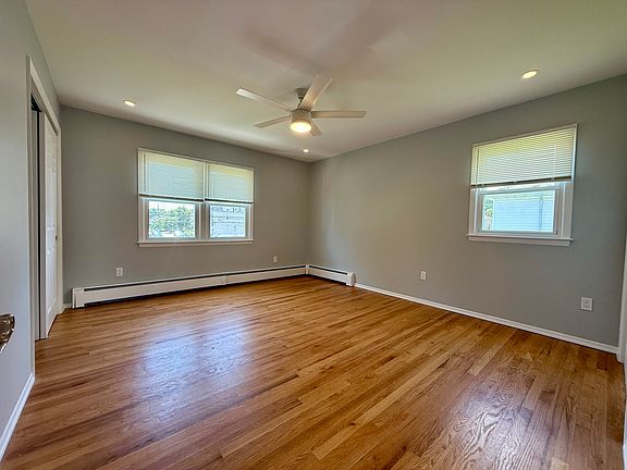 5th image of 128 Bradford St #2