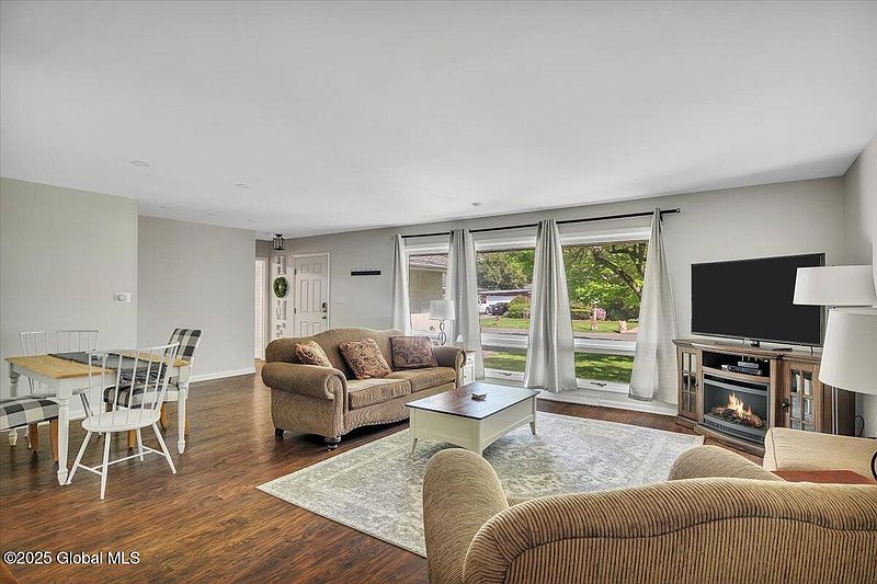 2nd image of 228 Ormond Street