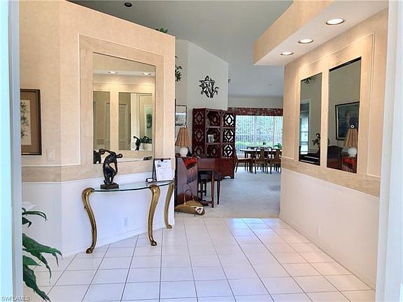3rd image of 8224 Breton Cir