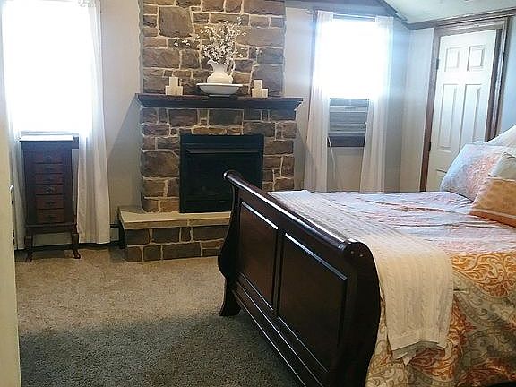 Master bedroom his and Her closet