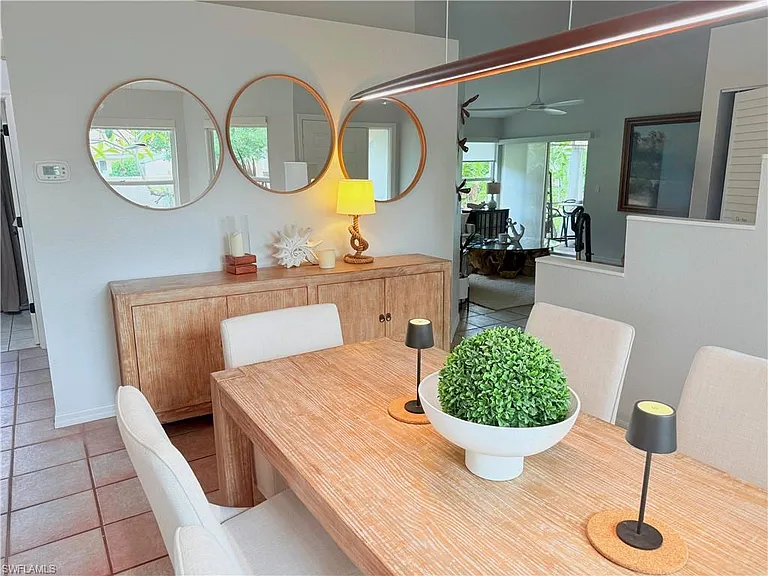 337 Emerald Bay Cir #U1 — Photo 1