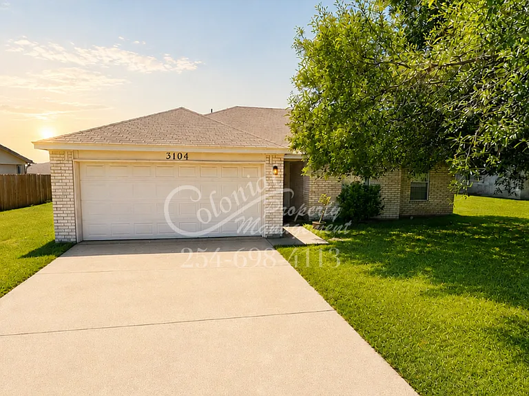 3104 O'W Curry Dr — Photo 1